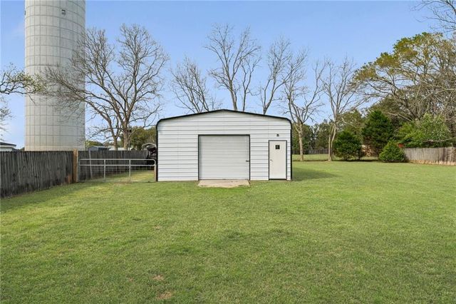 10040 Country Road, Mobile, AL 36695