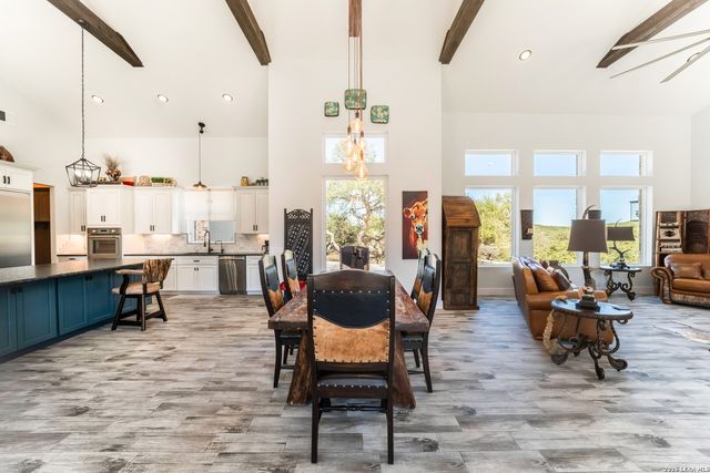 452 Wentworth, Spring Branch, TX 78070