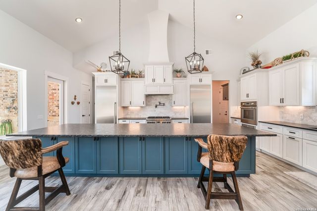 452 Wentworth, Spring Branch, TX 78070