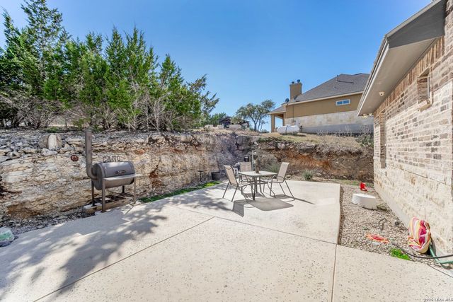 452 Wentworth, Spring Branch, TX 78070