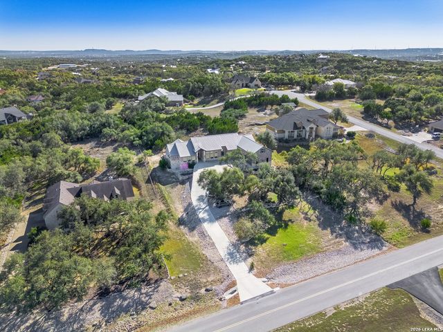 452 Wentworth, Spring Branch, TX 78070