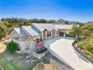 452 Wentworth, Spring Branch, TX 78070