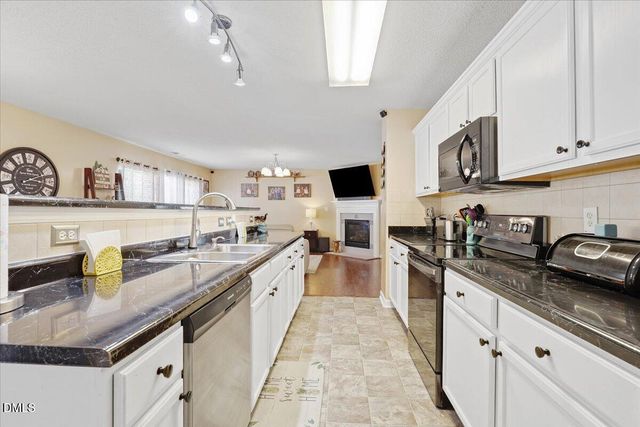 200 Georgetowne Drive, Clayton, NC 27520