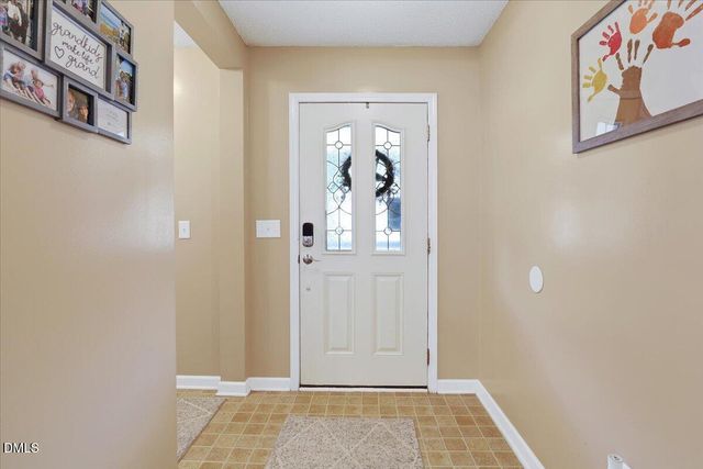 200 Georgetowne Drive, Clayton, NC 27520