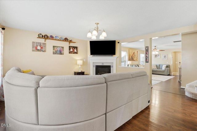 200 Georgetowne Drive, Clayton, NC 27520