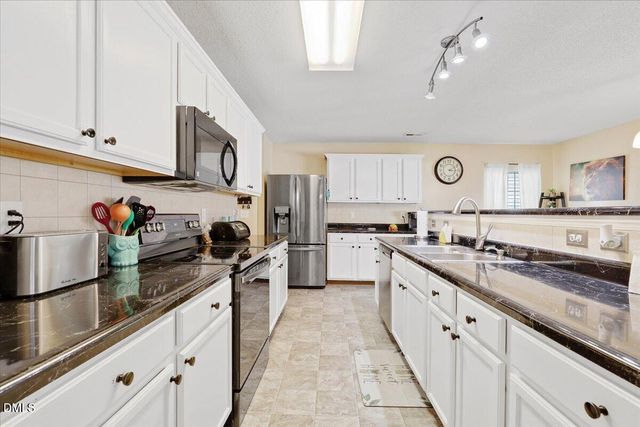 200 Georgetowne Drive, Clayton, NC 27520