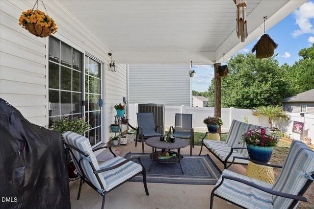 200 Georgetowne Drive, Clayton, NC 27520