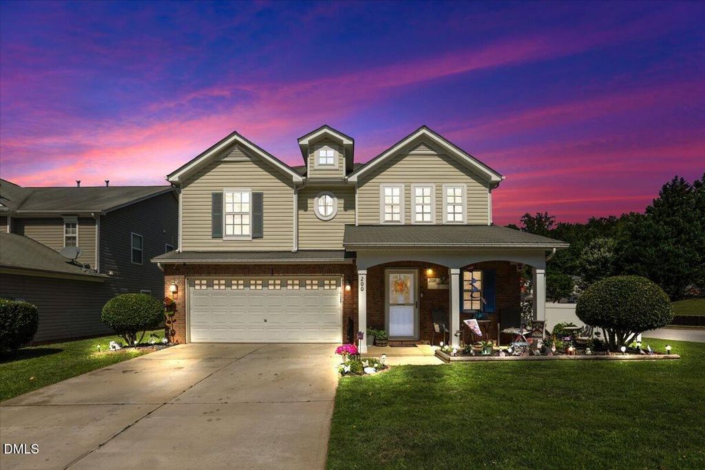 200 Georgetowne Drive, Clayton, NC 27520