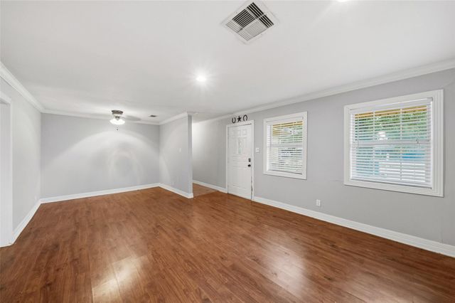 7942 Hammerly Boulevard, Houston, TX 77055