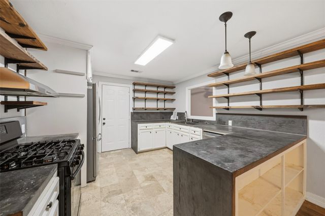 7942 Hammerly Boulevard, Houston, TX 77055