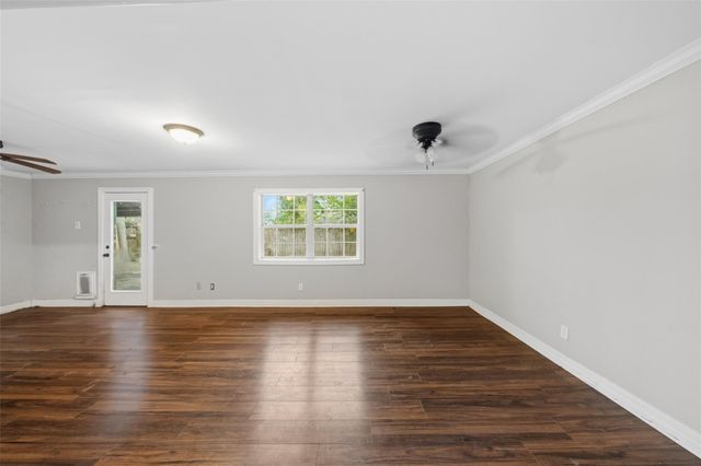 7942 Hammerly Boulevard, Houston, TX 77055