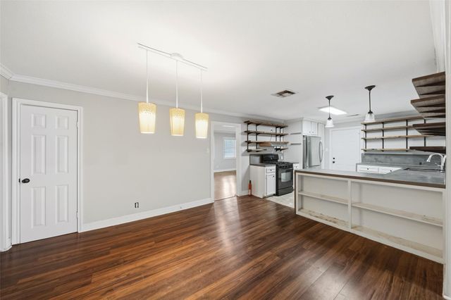 7942 Hammerly Boulevard, Houston, TX 77055