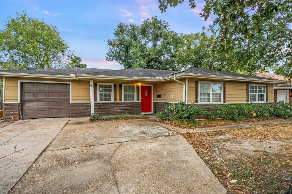 7942 Hammerly Boulevard, Houston, TX 77055