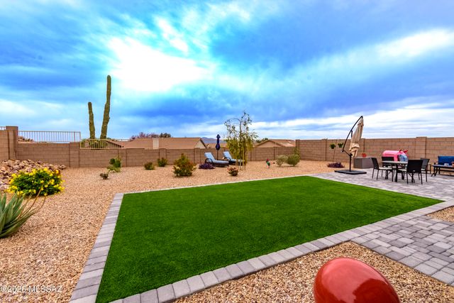 5551 W Coyote Star Road, Marana, AZ 85658