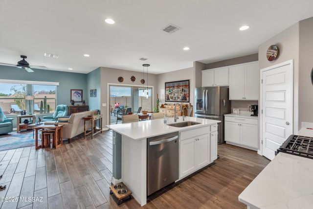 5551 W Coyote Star Road, Marana, AZ 85658