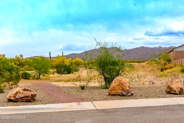 5551 W Coyote Star Road, Marana, AZ 85658