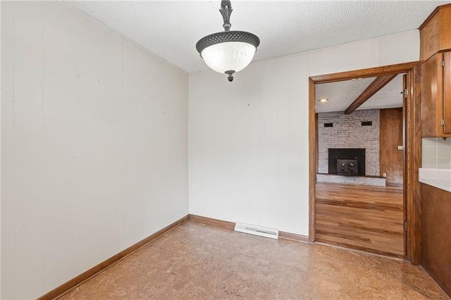 6000 Arlington Avenue, Kansas City, MO 64133