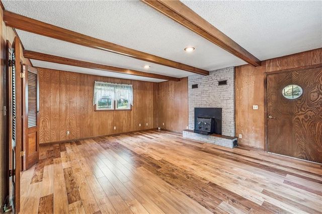 6000 Arlington Avenue, Kansas City, MO 64133