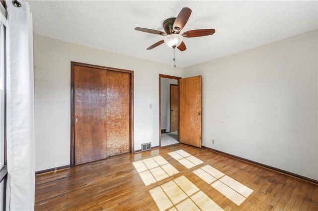 6000 Arlington Avenue, Kansas City, MO 64133