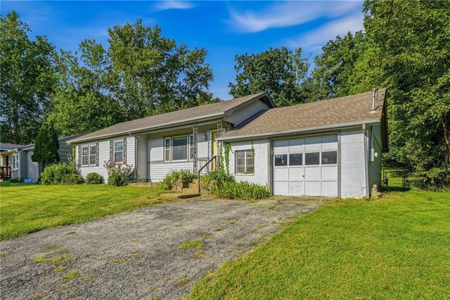 6000 Arlington Avenue, Kansas City, MO 64133