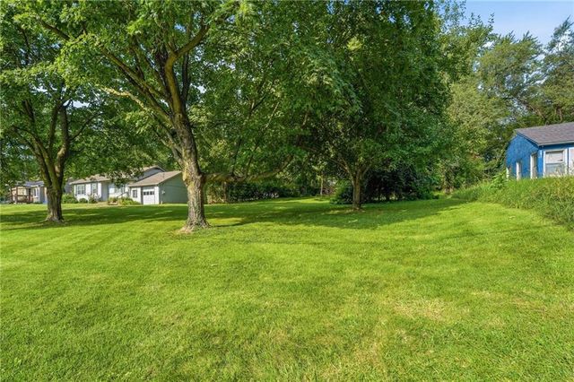 6000 Arlington Avenue, Kansas City, MO 64133