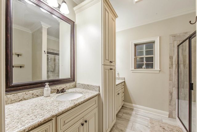 303 Derusso Street, Houma, LA 70364
