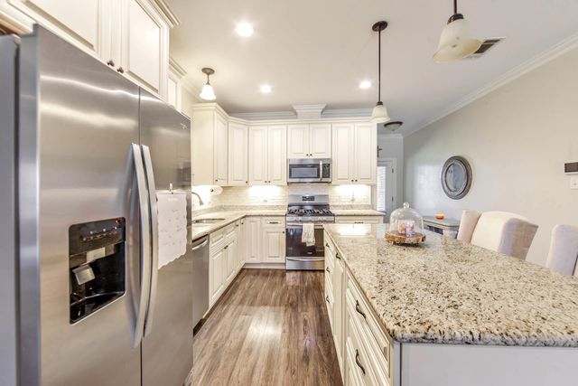 303 Derusso Street, Houma, LA 70364
