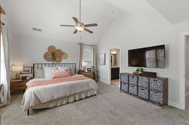 2359 Somerset Valley Dr, Antioch, TN 37013