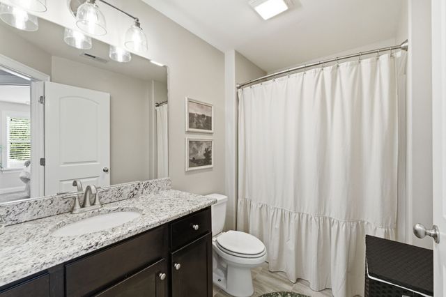 2359 Somerset Valley Dr, Antioch, TN 37013