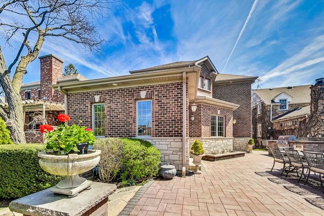 428 S Clifton Avenue, Park Ridge, IL 60068