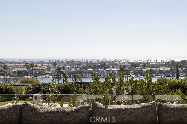 2304 Cliff, Newport Beach, CA 92663