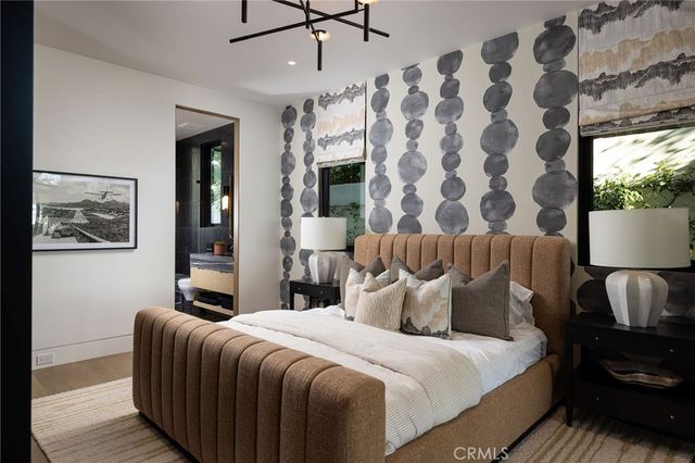 2304 Cliff, Newport Beach, CA 92663