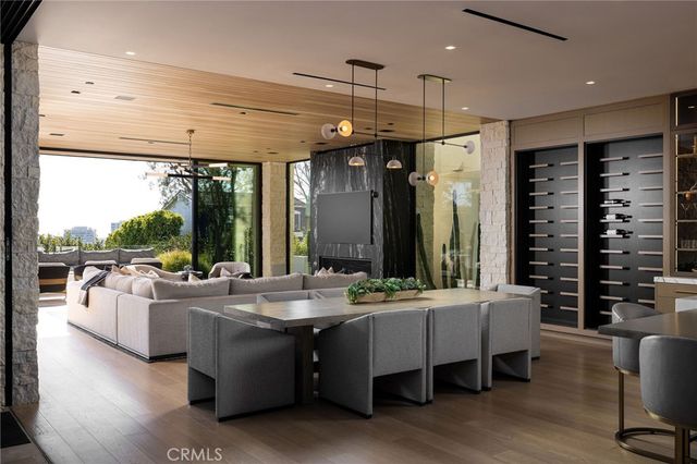 2304 Cliff, Newport Beach, CA 92663