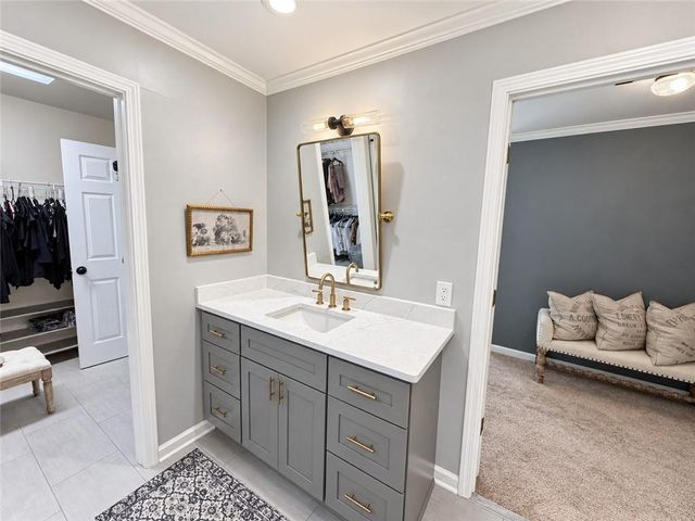 1455 Chinook Court SW, Lilburn, GA 30047