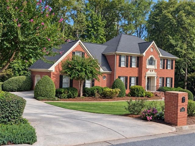 1455 Chinook Court SW, Lilburn, GA 30047