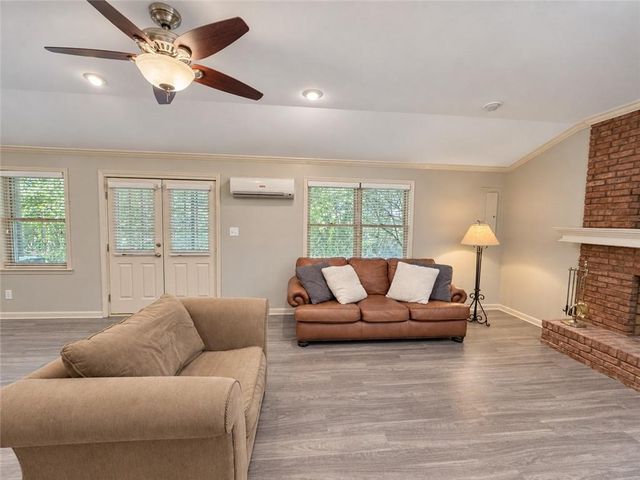 1455 Chinook Court SW, Lilburn, GA 30047
