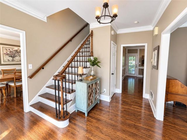 1455 Chinook Court SW, Lilburn, GA 30047