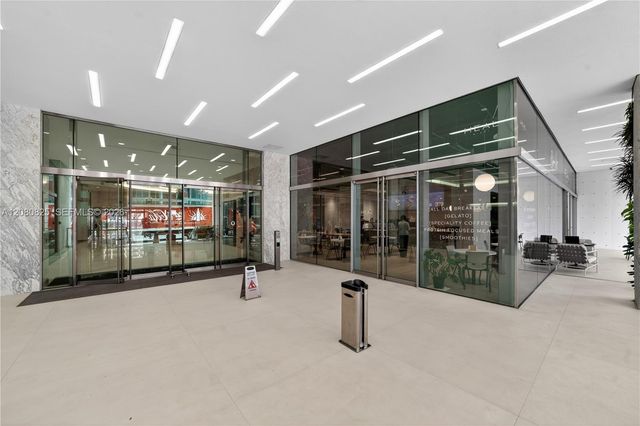 2 S Biscayne Boulevard, Miami, FL 33131