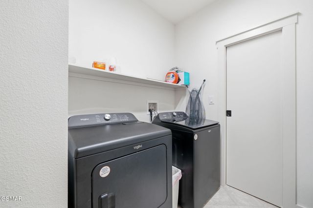 2069 Cody View Way, Sevierville, TN 37876