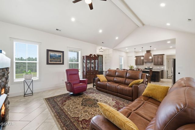 2069 Cody View Way, Sevierville, TN 37876