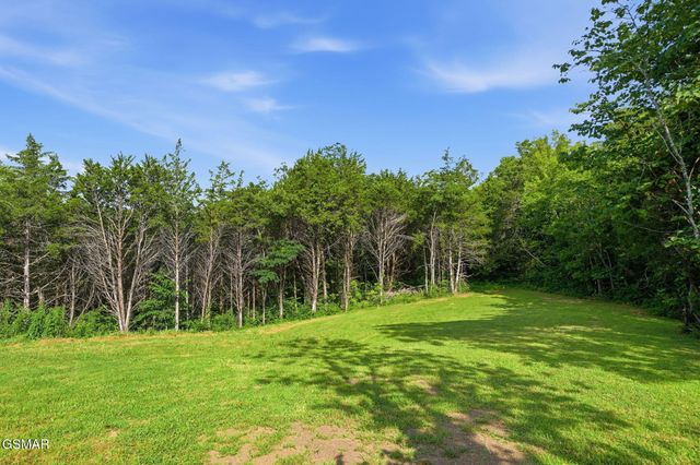 2069 Cody View Way, Sevierville, TN 37876