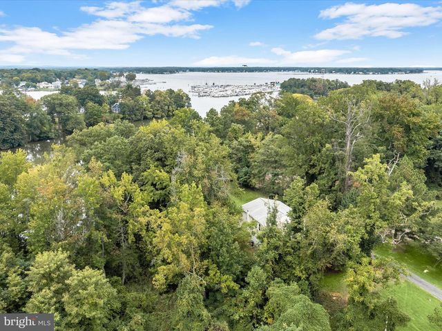 2400 HOLLY NECK RD, Essex, MD 21221