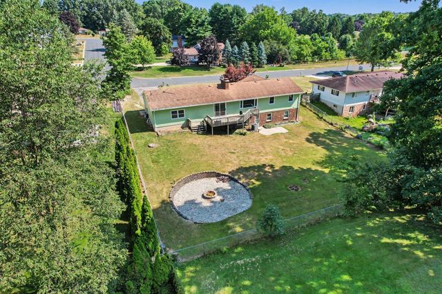6480 Ormada Drive, Comstock Twp, MI 49048