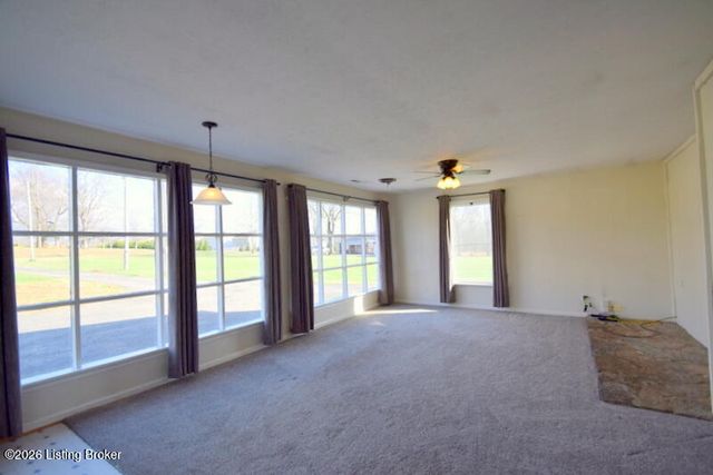 8110 Cooper Chapel Rd, Louisville, KY 40229