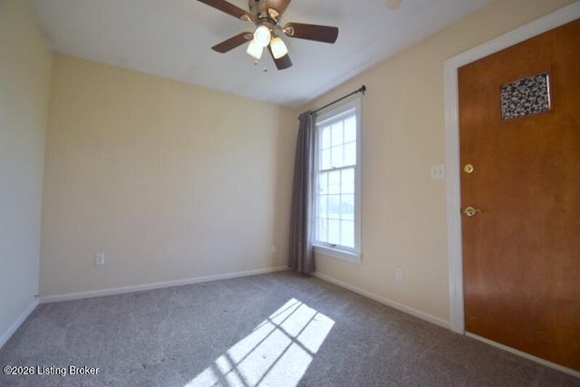 8110 Cooper Chapel Rd, Louisville, KY 40229