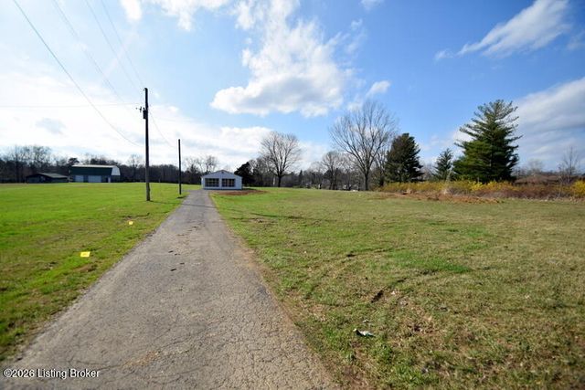 8110 Cooper Chapel Rd, Louisville, KY 40229