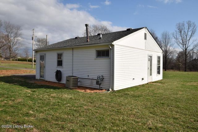 8110 Cooper Chapel Rd, Louisville, KY 40229