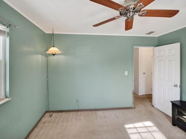 5705 Murray Avenue, Fairfax, OH 45227