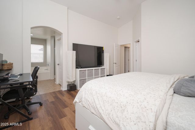 25800 W GLOBE Avenue, Buckeye, AZ 85326