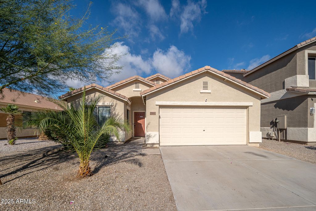 25800 W GLOBE Avenue, Buckeye, AZ 85326